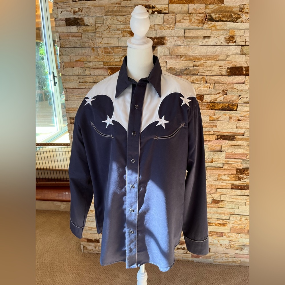 SCULLY Western  Blue and White Star Print Men Shirt-Size Large-BRAND NEW